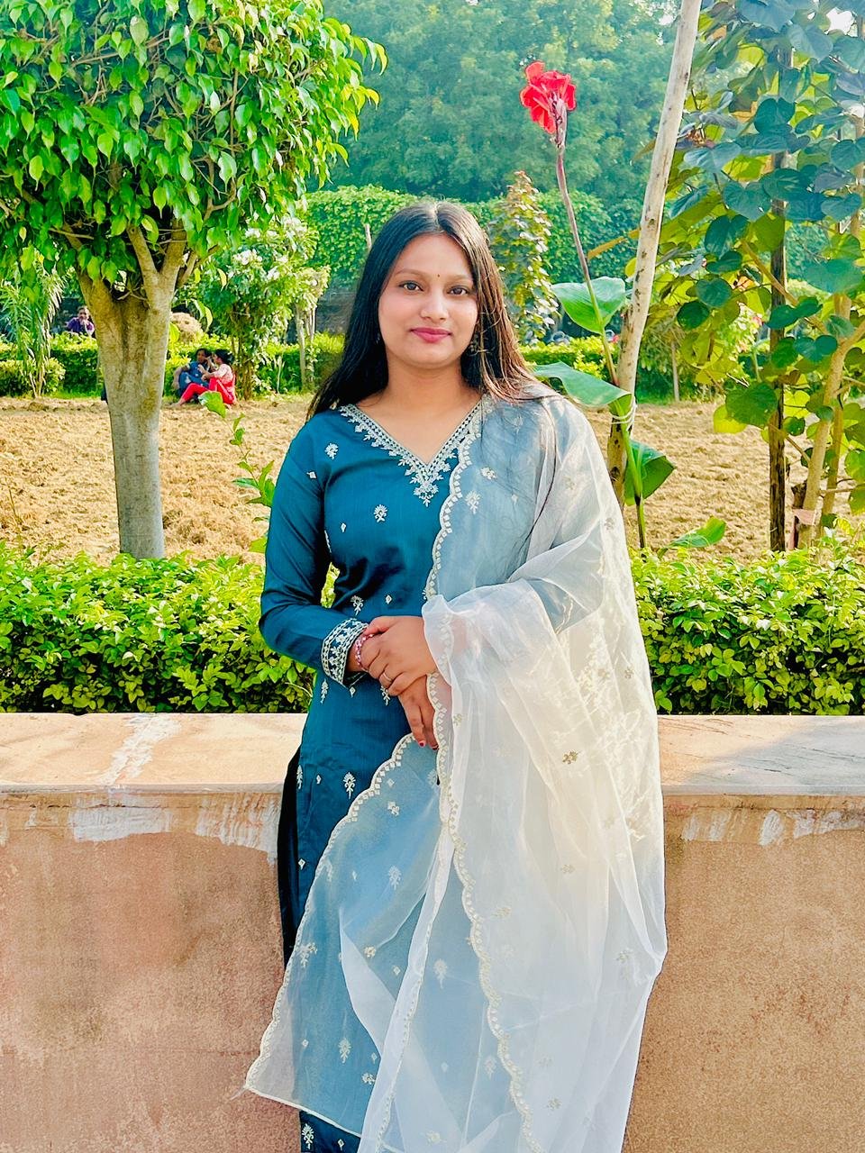 Himanshi jaiswal 